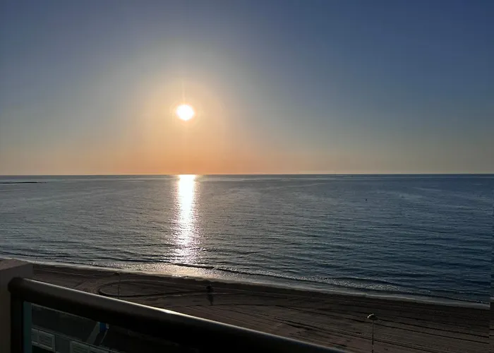 Entre Dos Mares, Euromarina Towers